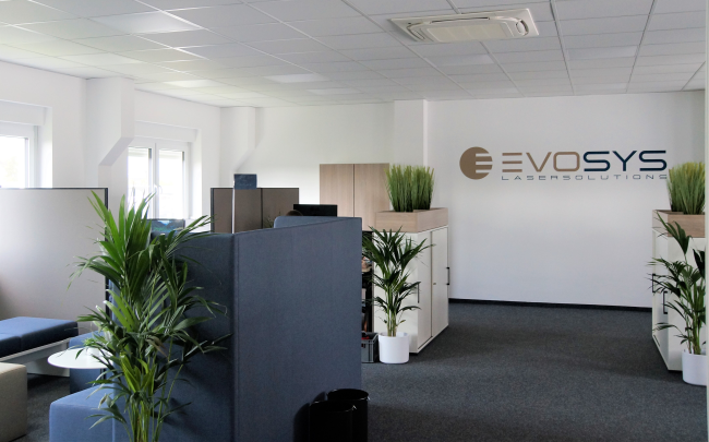 Kommunikation, Ergonomie und bessere Akustik für das EVOSYS Team