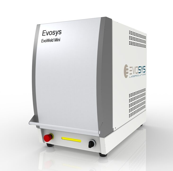EVOSYS zeigt neue Kompaktmaschine zum Laserschweißen von Kunststoffen auf der K