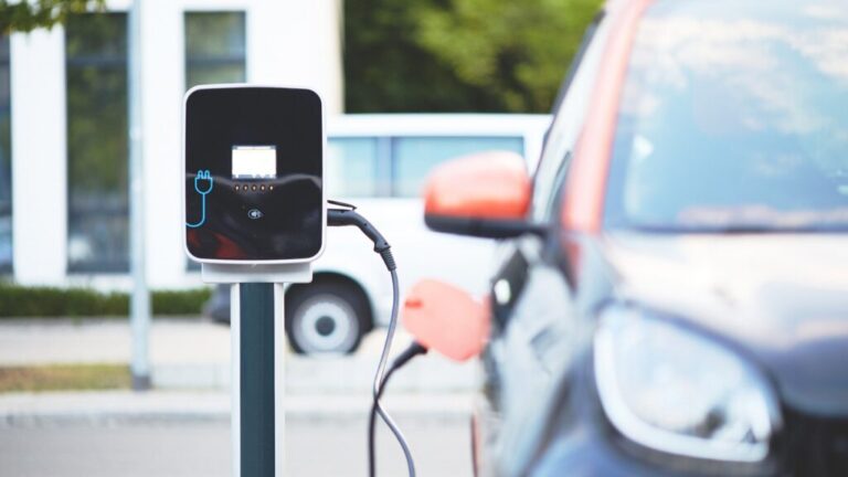 Vorteile der Materialverarbeitung mit Thermoplasten in der Elektromobilität