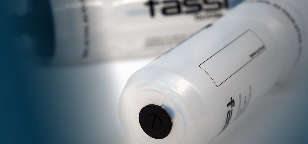 Laser-Kunststoffschweißen für Sportgetränkeflaschen auf Biobasis: Eine zuverlässige, automatisierte Fertigungslösung für Fassibottle und Evosys